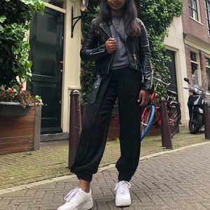 Black BCBG balloon pants